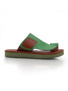 حذاء شرقي كاجوال بأصبع أخضر 2